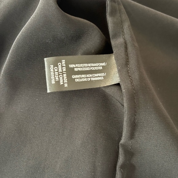 Simons Black Midi Dress with V-neck Lace Neckline - Picture 5 of 6